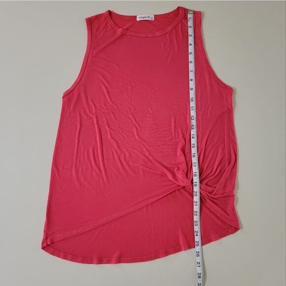 Ginger G Women's Red/Orange Front Twist Knot Tank Top - Picture 4 of 8